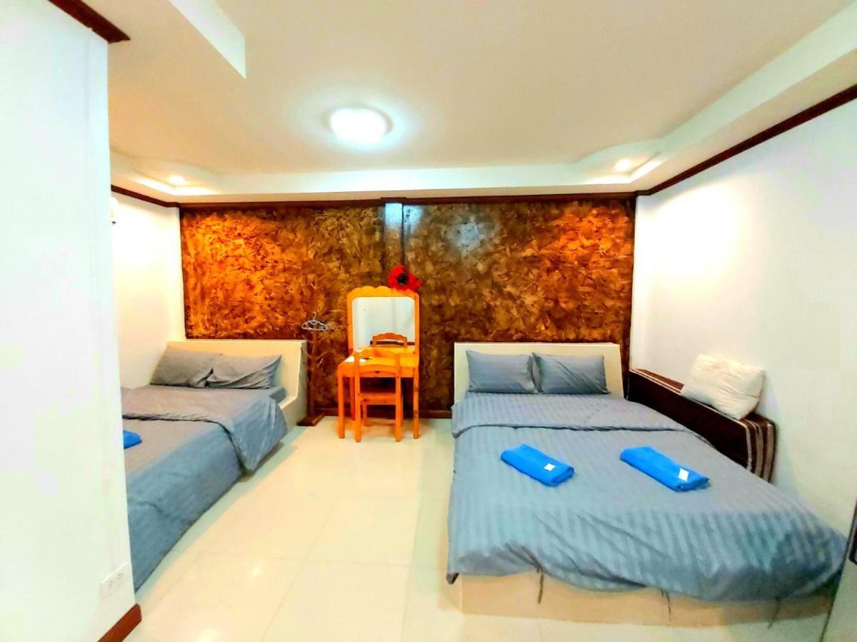 Wilailak Bungalow @ Koh Srichang Ко Си Чанг Екстериор снимка