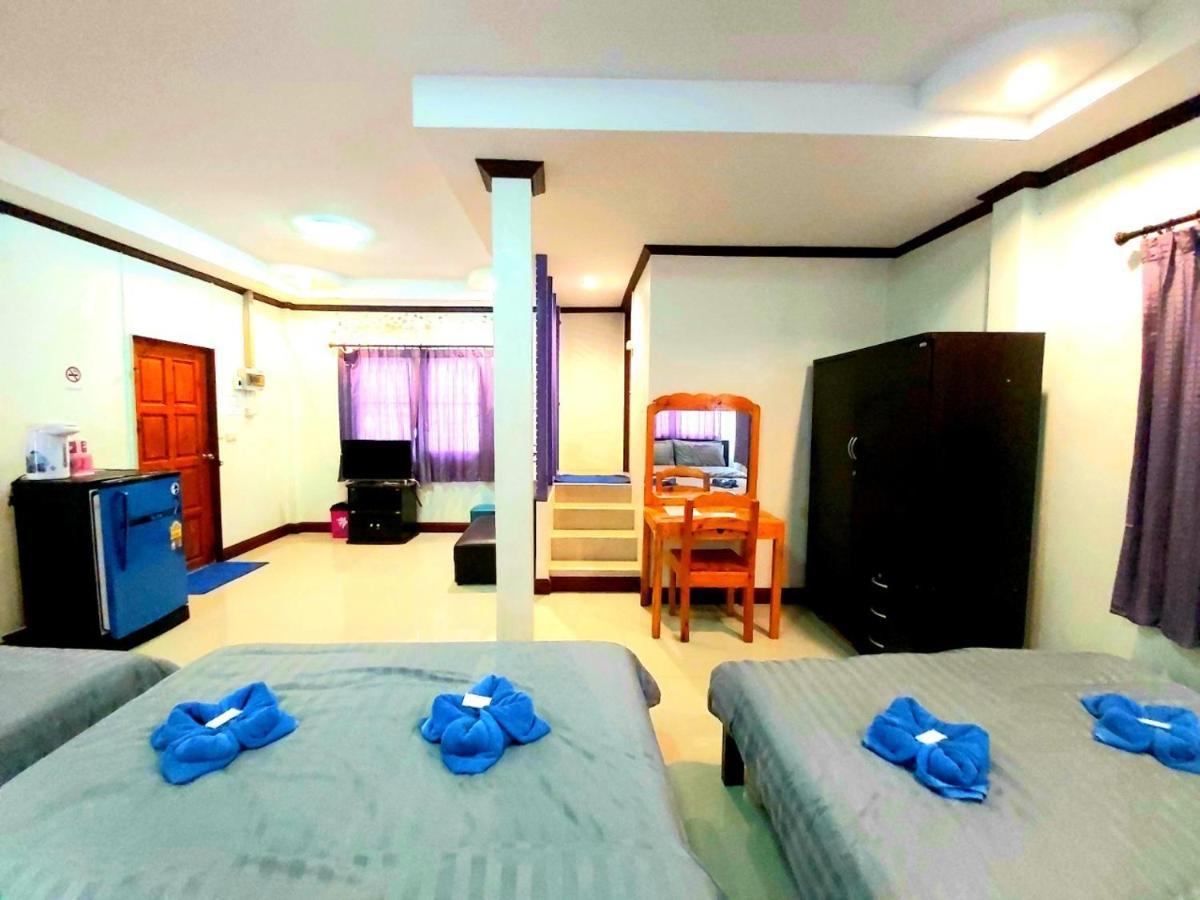 Wilailak Bungalow @ Koh Srichang Ко Си Чанг Екстериор снимка