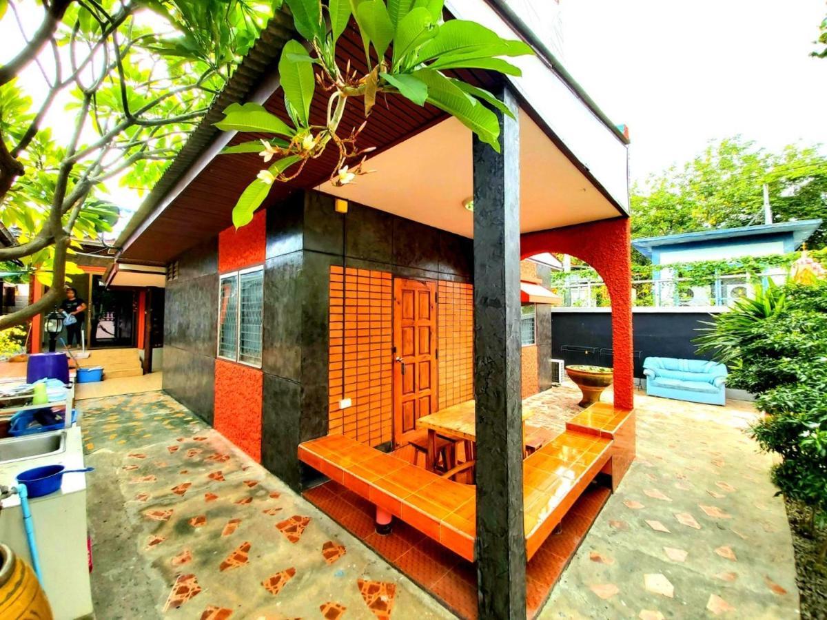 Wilailak Bungalow @ Koh Srichang Ко Си Чанг Екстериор снимка