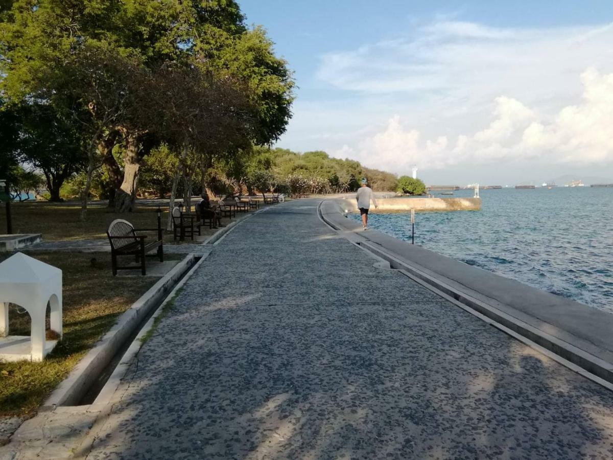Wilailak Bungalow @ Koh Srichang Ко Си Чанг Екстериор снимка
